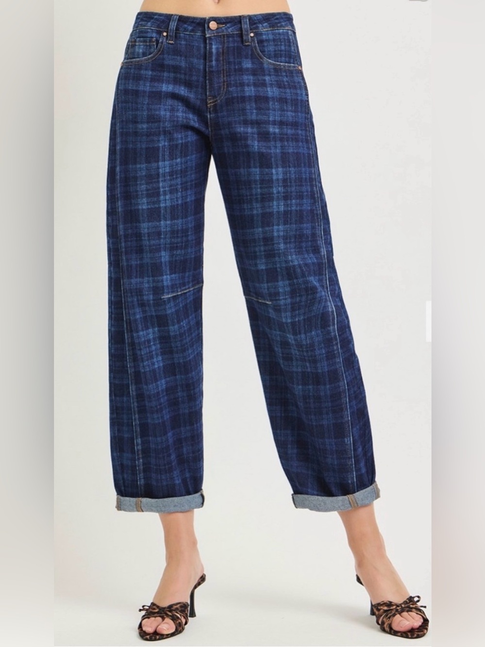 NWT Risen Dark Plaid Slouchy Crop Barrel Cuffed Jeans Size 1